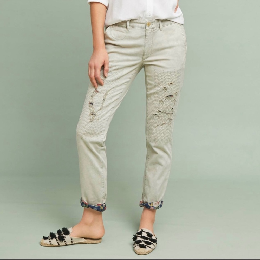 CHINO by Anthropologie cropped embroidered distressed floral patch khakis 26